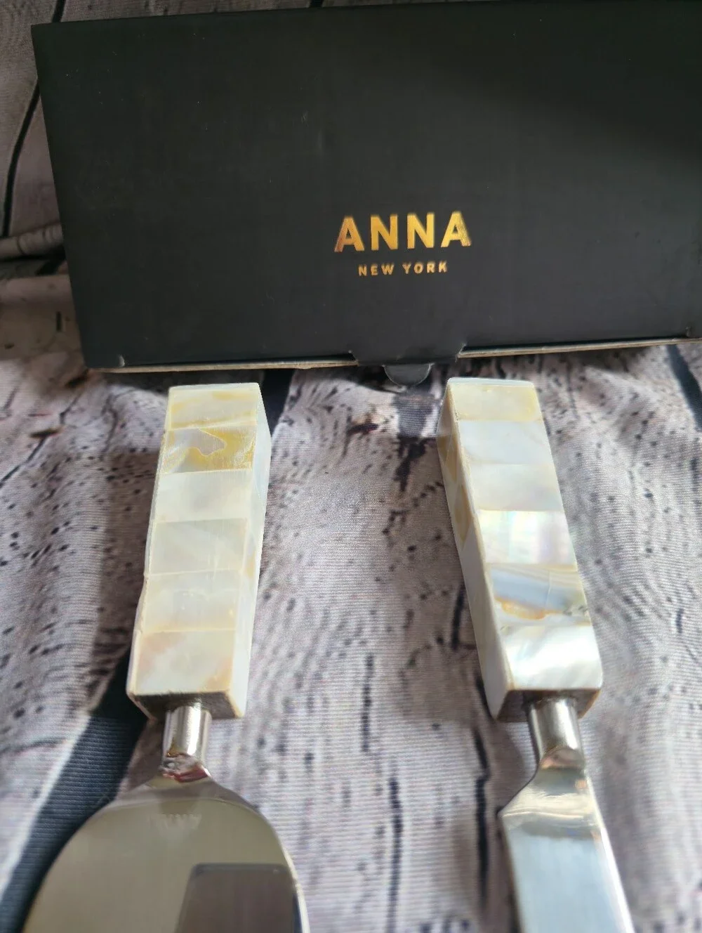 Anna Mother of Pearl Cheese Knife and Spatula Set - Iridescent White